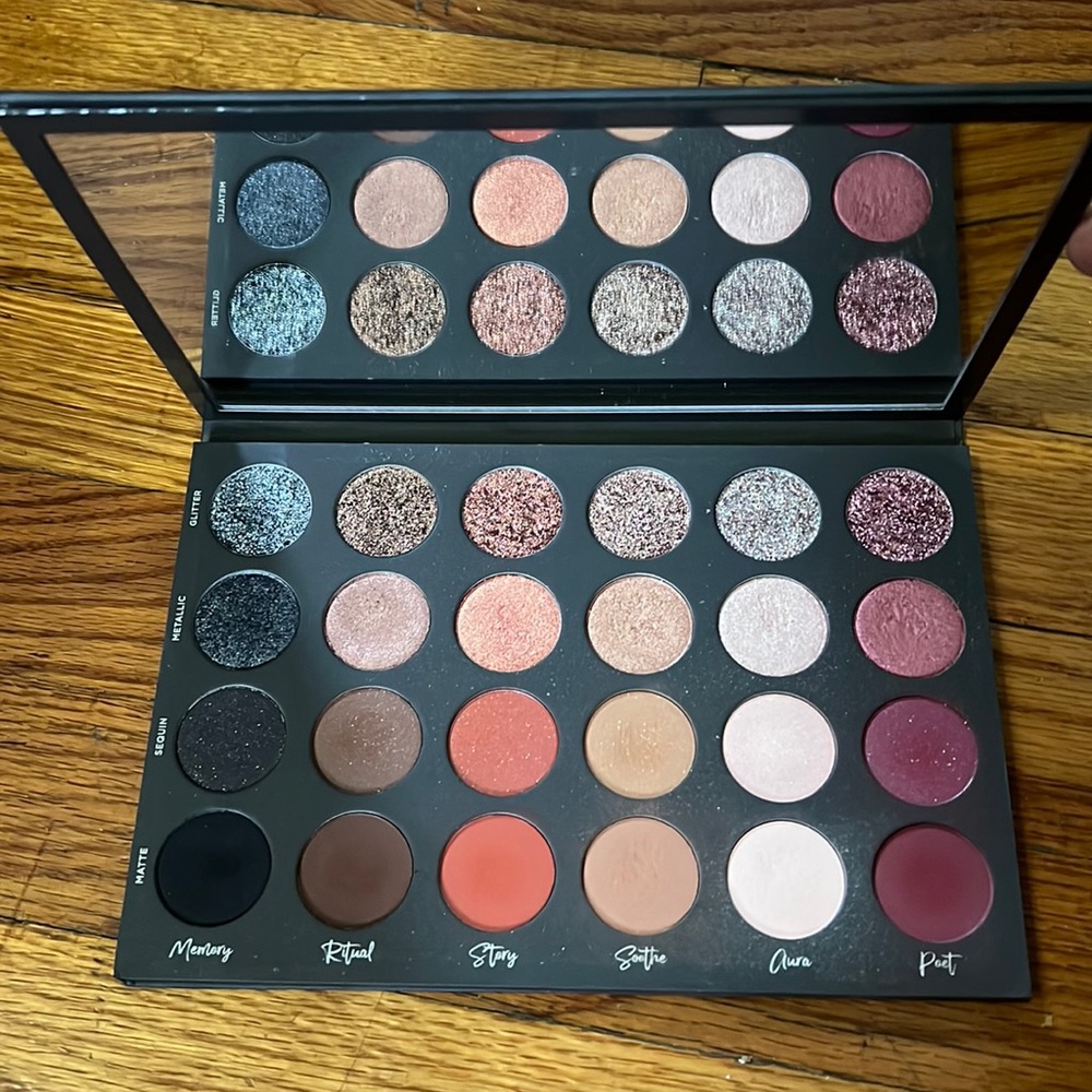 TATI beauty Vol. 1 eyeshadow palette